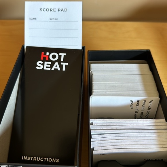 🆕 Hot Seat Game - Picture 3 of 4